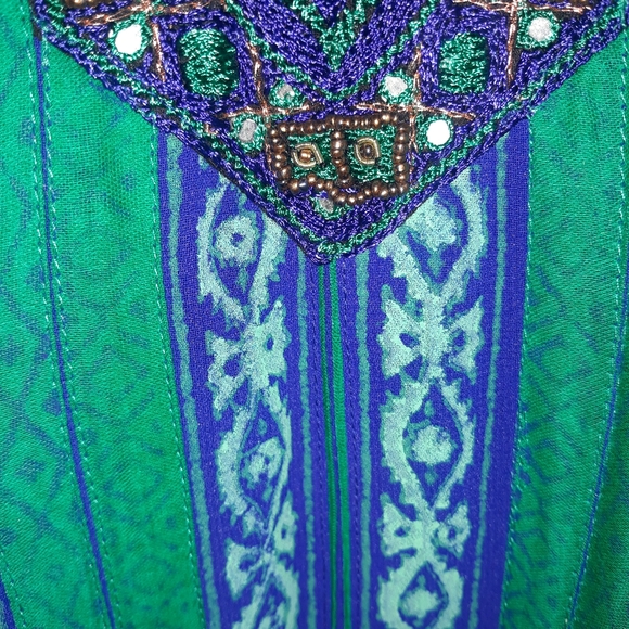Indian dress - Picture 6 of 6